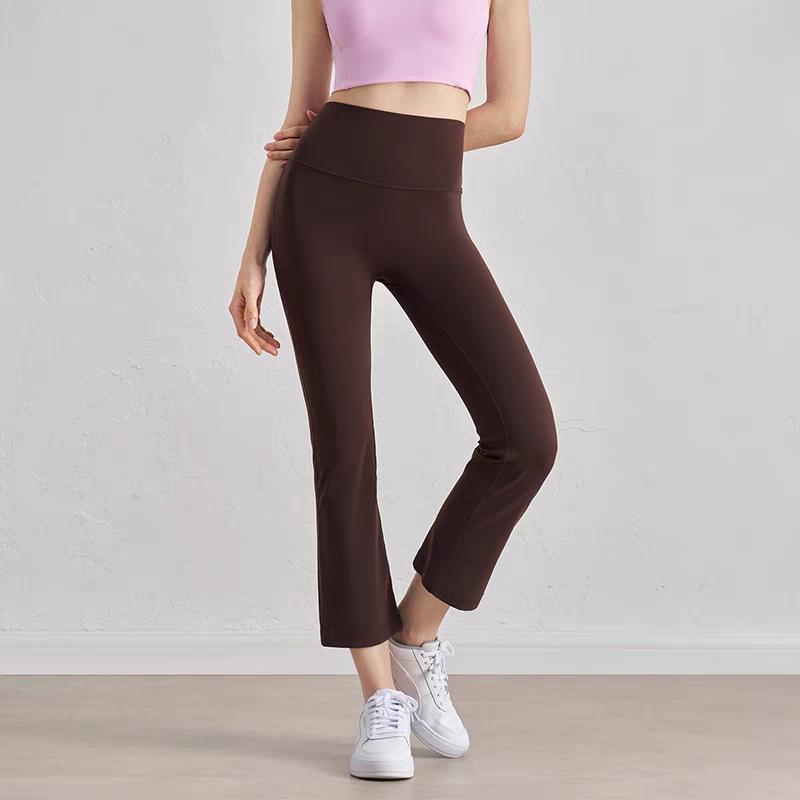 High-Waisted Peach Nude Micro-Flare Yoga Capris - Women s Summer Elastic Sports Pants S
High-Waisted Peach Nude Micro-Flare Yoga Capris - Women s Summer Elastic Sports Pants S