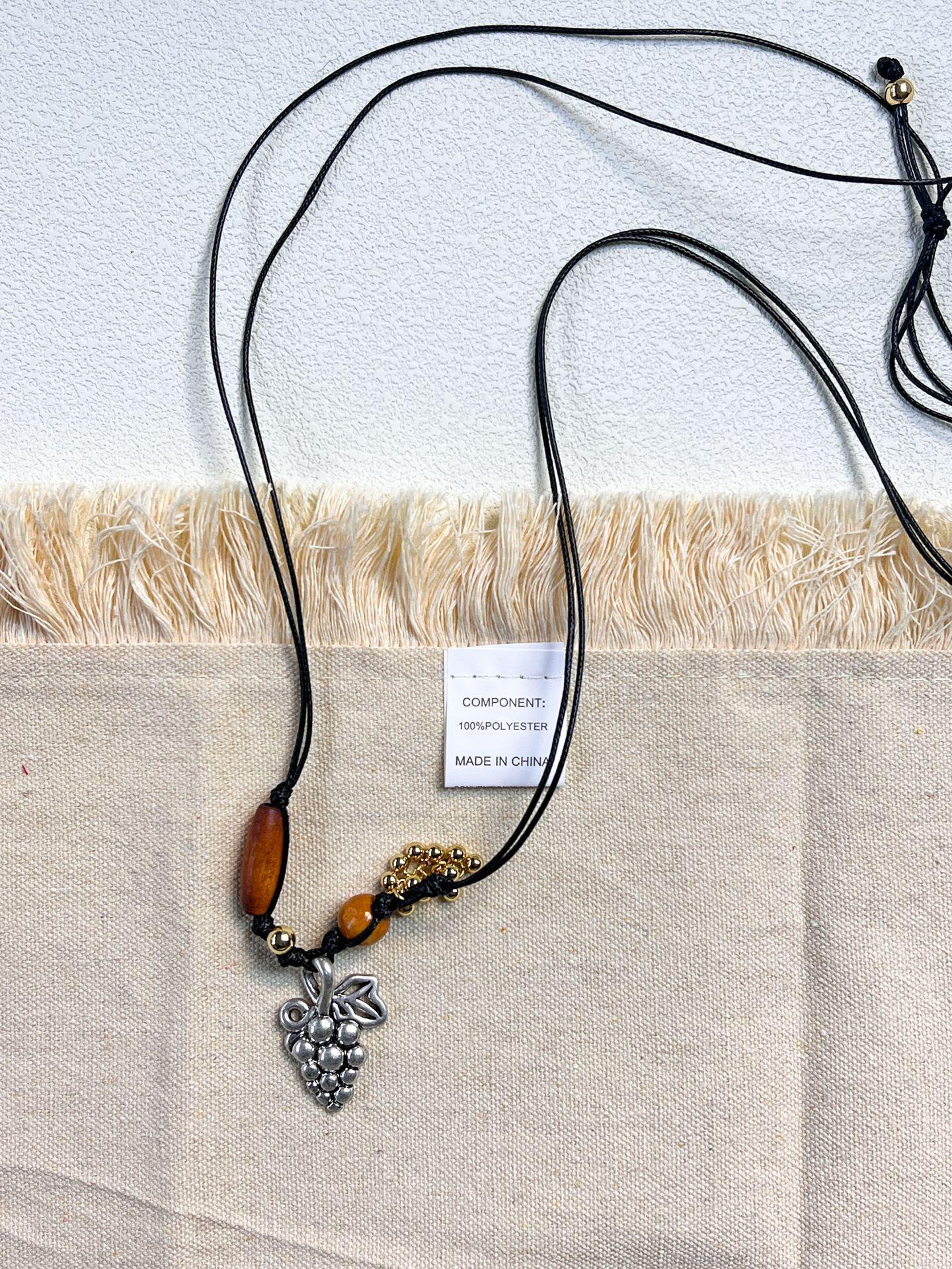 Hand-Woven Grapevine Necklace: Unique, Versatile, Adjustable Sweater Chain Pendant
Hand-Woven Grapevine Necklace: Unique, Versatile, Adjustable Sweater Chain Pendant
