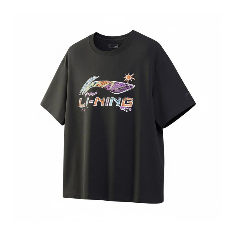 Li-Ning Black Hand-Painted Fashionable Versatile Comfortable Round Neck Short Sleeve T-Shirt Men Tops ASDX745-1 M
Li-Ning Black Hand-Painted Fashionable Versatile Comfortable Round Neck Short Sleeve T-Shirt Men Tops ASDX745-1 M