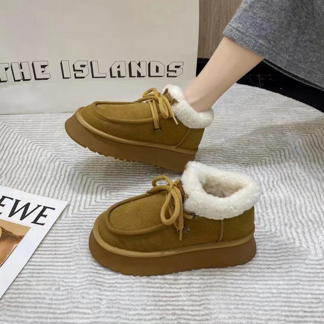 Thick-soled snow boots 2024 autumn and winter new versatile velvet thickened short tube warm foreign trade explosive cotton shoes 35 чорний
Thick-soled snow boots 2024 autumn and winter new versatile velvet thickened short tube warm foreign trade explosive cotton shoes 35 чорний