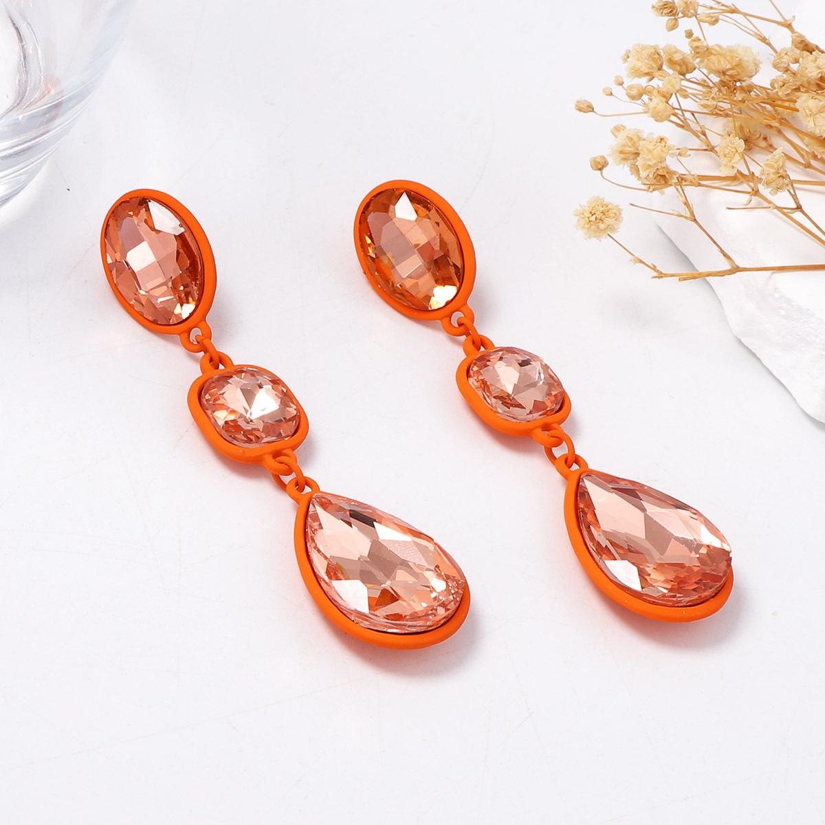 Geometric oval multi-layer trend colored diamond rhinestone long earrings, exaggerated shiny water drop diamond earrings. помаранчевий
Geometric oval multi-layer trend colored diamond rhinestone long earrings, exaggerated shiny water drop diamond earrings. помаранчевий