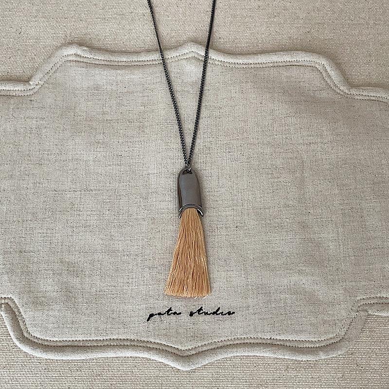 Minar Unique Design 3 Colors Brush Long Tassel Pendant Necklaces for Women Silver Black Gun Plated Link Chain Chokers света кофе
Minar Unique Design 3 Colors Brush Long Tassel Pendant Necklaces for Women Silver Black Gun Plated Link Chain Chokers света кофе