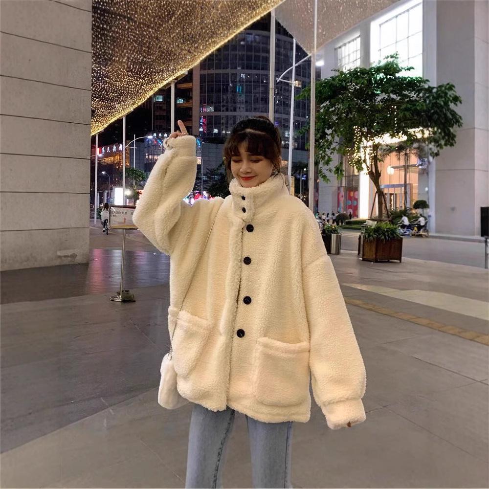 Женский модный кардиган-пальто в студенческом стиле на флисовой подкладке из овечьей шерсти Extra Large белый/кремовый
Женский модный кардиган-пальто в студенческом стиле на флисовой подкладке из овечьей шерсти Extra Large белый/кремовый