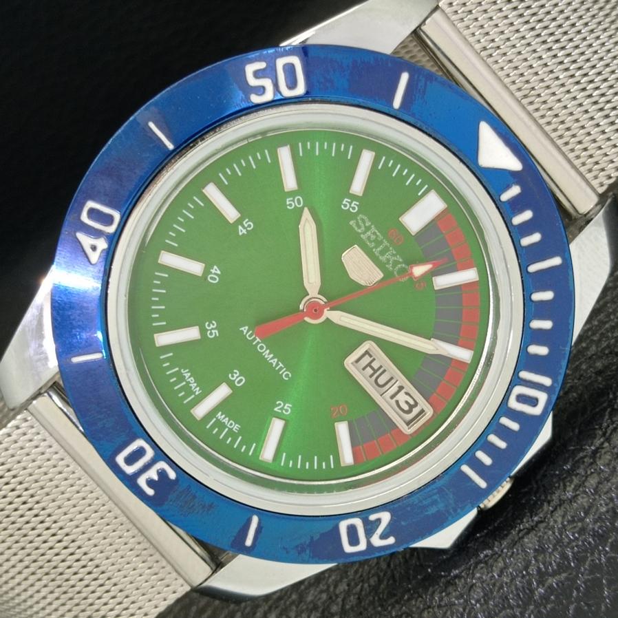 МУЖСКИЕ ВОССТАНОВЛЕННЫЕ SEIKO 5 JAPAN 6309A АВТОМАТИЧЕСКИЕ НАРУЧНЫЕ ЧАСЫ С ЗЕЛЕНЫМ ЦИФЕРБЛАТОМ a426528-2 RL-a426528
МУЖСКИЕ ВОССТАНОВЛЕННЫЕ SEIKO 5 JAPAN 6309A АВТОМАТИЧЕСКИЕ НАРУЧНЫЕ ЧАСЫ С ЗЕЛЕНЫМ ЦИФЕРБЛАТОМ a426528-2 RL-a426528
