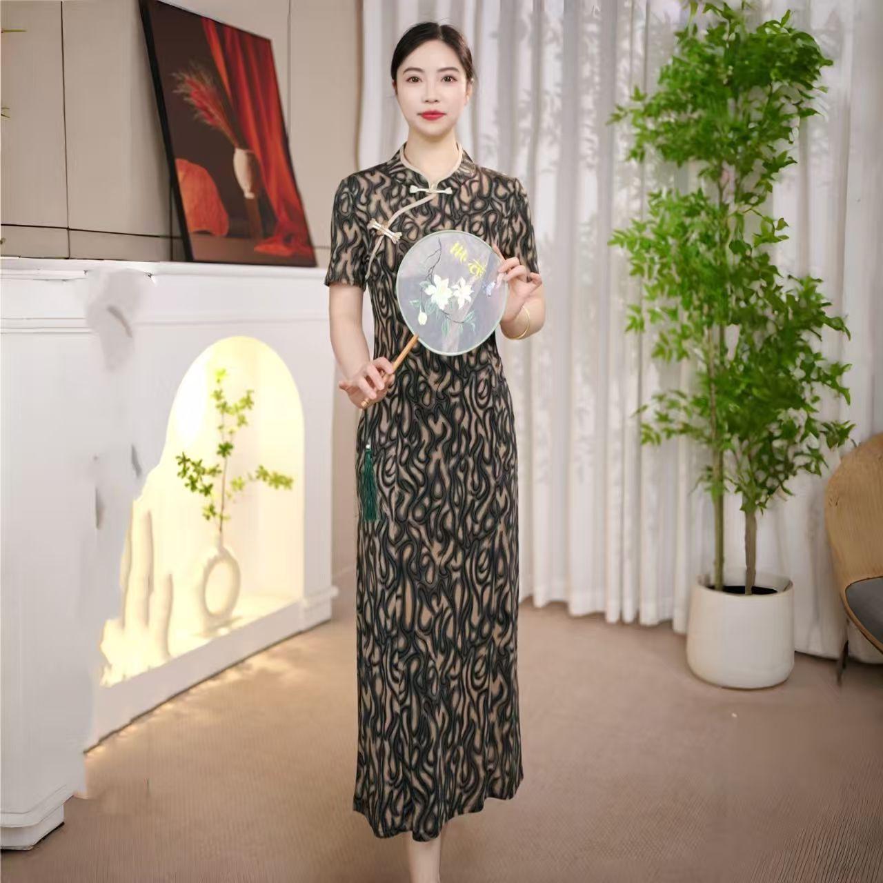 2026 Spring New Arrivals: Printed Qipao Dress - Mid-length, Long-sleeved for Middle-aged and Elderly Women XL чёрный
2026 Spring New Arrivals: Printed Qipao Dress - Mid-length, Long-sleeved for Middle-aged and Elderly Women XL чёрный