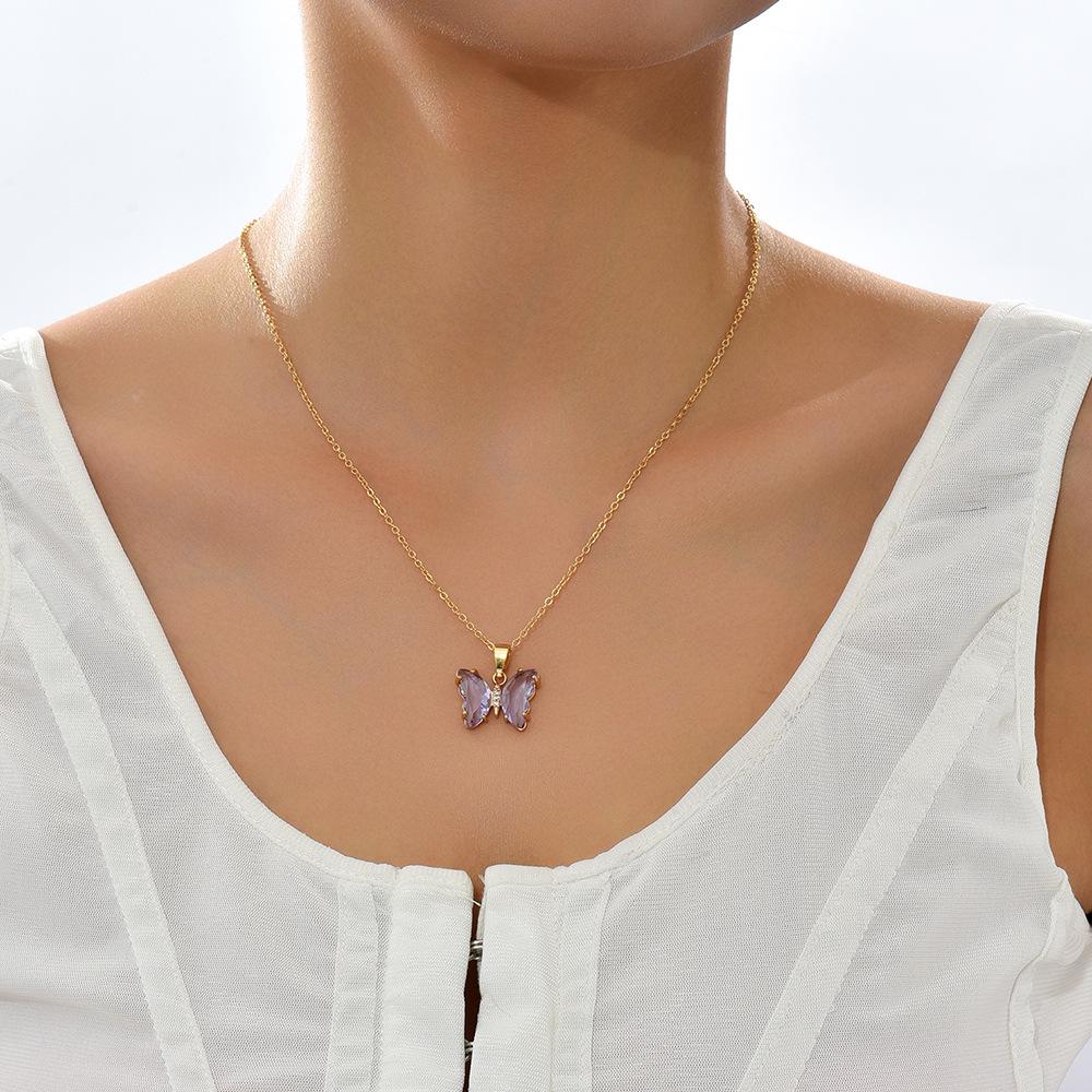 Винтажное ожерелье с подвеской в виде бабочки из хрустального циркона для женщин
Винтажное ожерелье с подвеской в виде бабочки из хрустального циркона для женщин