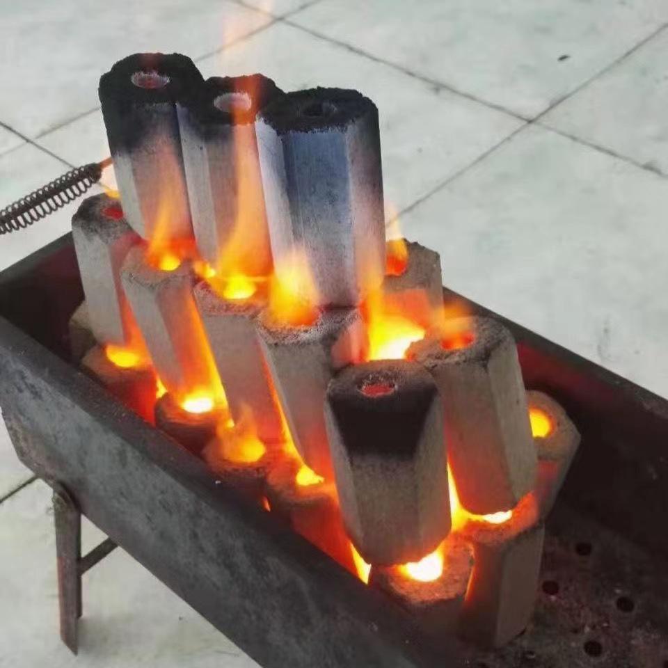 Воспламеняющийся Бездымный Уголь для Барбекю: Жаростойкий, долговечный уголь для домашнего гриля
Воспламеняющийся Бездымный Уголь для Барбекю: Жаростойкий, долговечный уголь для домашнего гриля