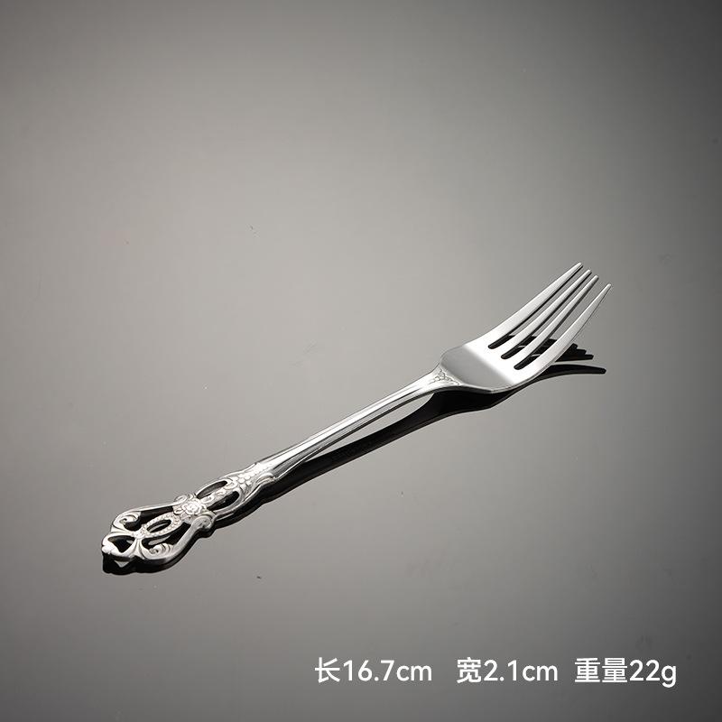 Нож, вилка и ложка для западной кухни из нержавеющей стали серии Royal Court с полой ручкой. Подарочный набор из 5 предметов. Ложка для основных блюд.
Нож, вилка и ложка для западной кухни из нержавеющей стали серии Royal Court с полой ручкой. Подарочный набор из 5 предметов. Ложка для основных блюд.