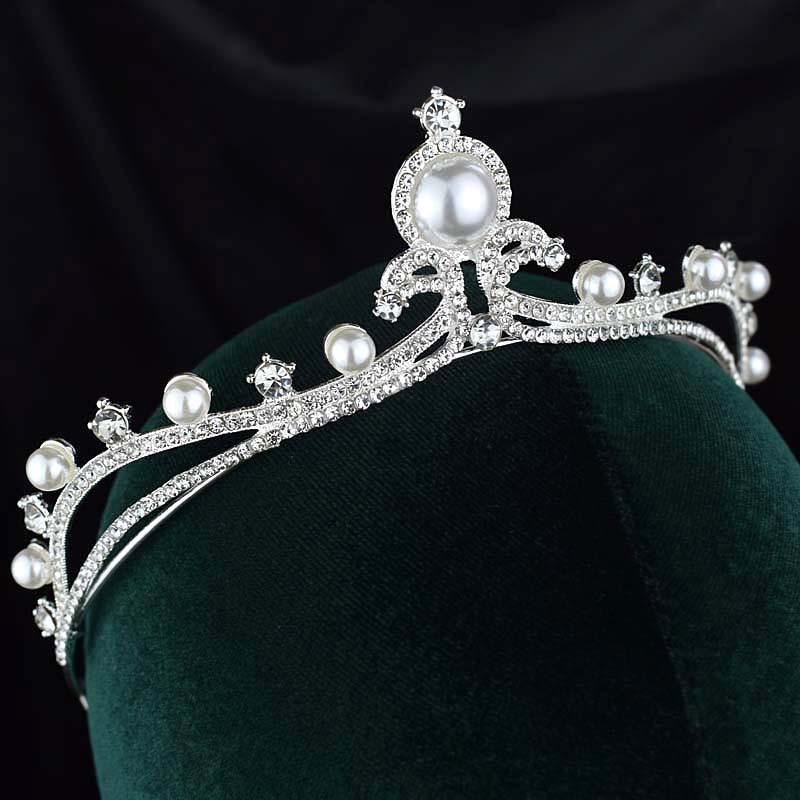 Premium Princess Crown Headpiece for Adults - Elegant 18th Birthday, Celebrity, or Bridal Hair Accessory
Premium Princess Crown Headpiece for Adults - Elegant 18th Birthday, Celebrity, or Bridal Hair Accessory