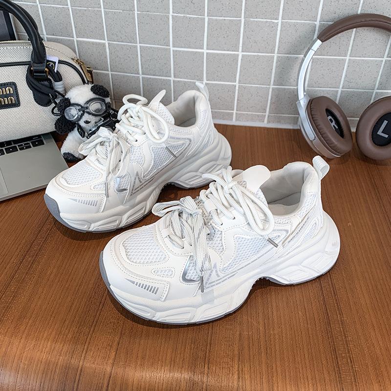 European station platform dad shoes women s single shoes 2025 new spring mesh women s shoes breathable little white shoes casual sports shoes 35 белый
European station platform dad shoes women s single shoes 2025 new spring mesh women s shoes breathable little white shoes casual sports shoes 35 белый