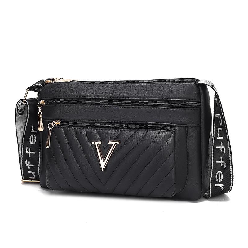 Spring and summer new shoulder bag in the stall large capacity anti-splashing messenger bag women s leisure bag Length 28 Height 18 Width 11cm чёрный
Spring and summer new shoulder bag in the stall large capacity anti-splashing messenger bag women s leisure bag Length 28 Height 18 Width 11cm чёрный