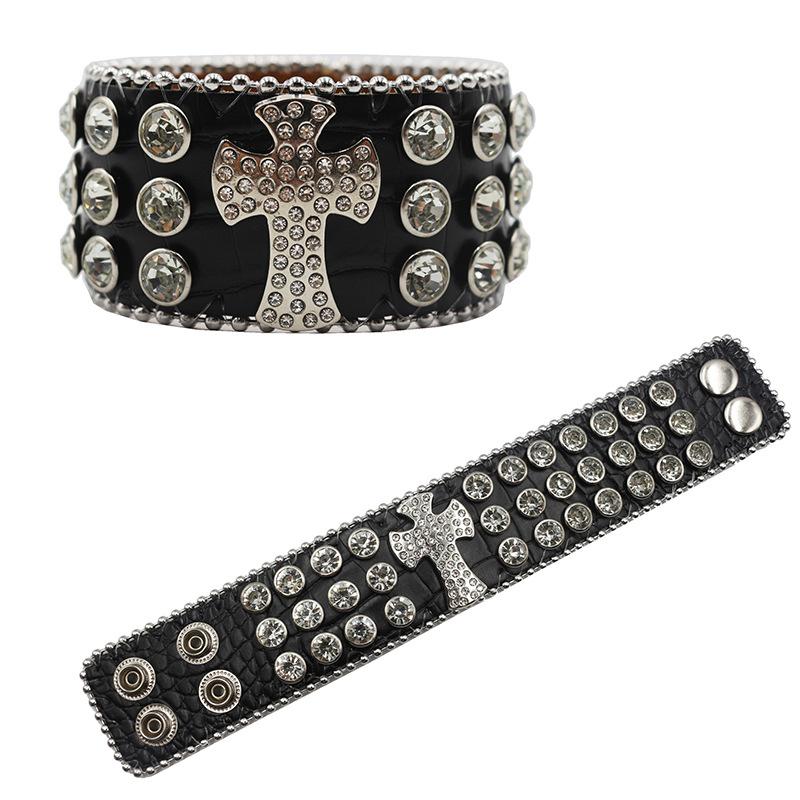 Трендовый панк хип-хоп браслет со стразами, персонализированный браслет из цветной ПУ кожи, инкрустированный бриллиантами
Трендовый панк хип-хоп браслет со стразами, персонализированный браслет из цветной ПУ кожи, инкрустированный бриллиантами