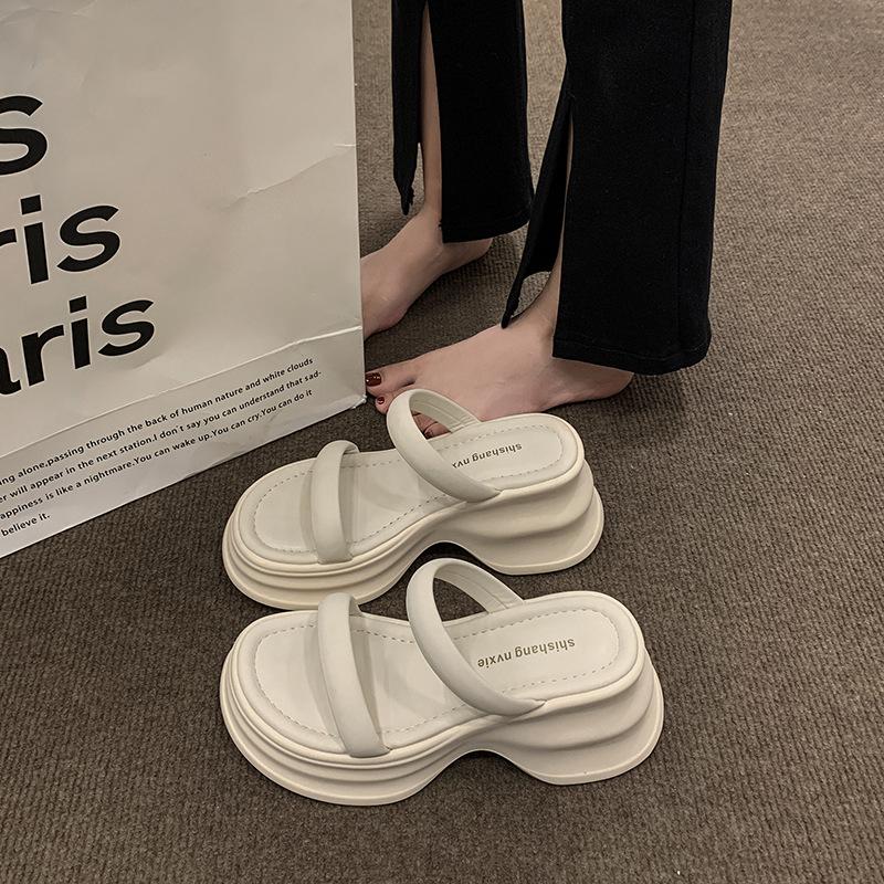 2025 summer new outer wear fashionable and versatile casual not tired foot slippers thick bottom heightening word with cool slippers women 40 чорний
2025 summer new outer wear fashionable and versatile casual not tired foot slippers thick bottom heightening word with cool slippers women 40 чорний
