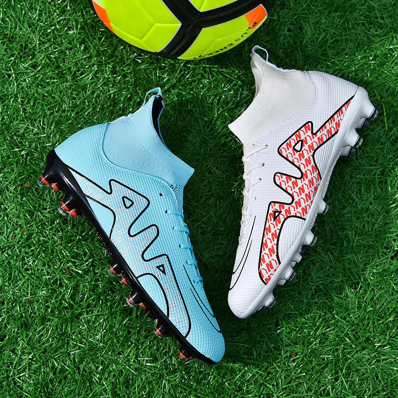 Spot football shoes men s and women s high-top AG spikes TF broken nails student kicking game training shoes 38
Spot football shoes men s and women s high-top AG spikes TF broken nails student kicking game training shoes 38