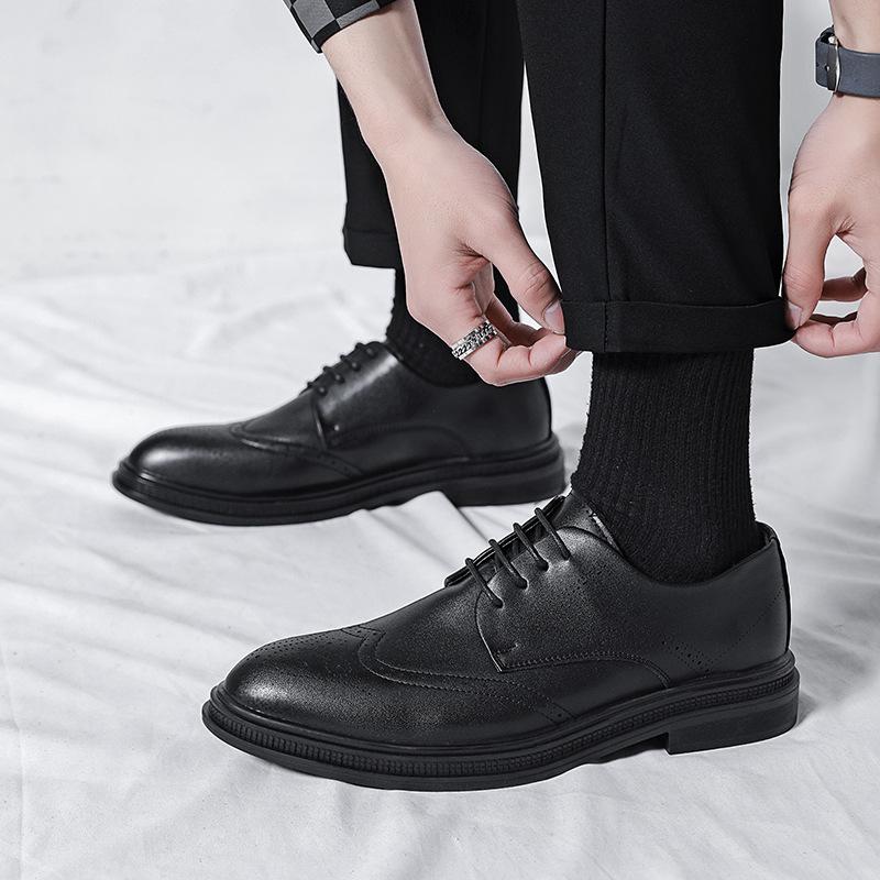 Leather shoes men s formal wear business spring and autumn new casual black suit wedding groom shoes men 38 чорний
Leather shoes men s formal wear business spring and autumn new casual black suit wedding groom shoes men 38 чорний