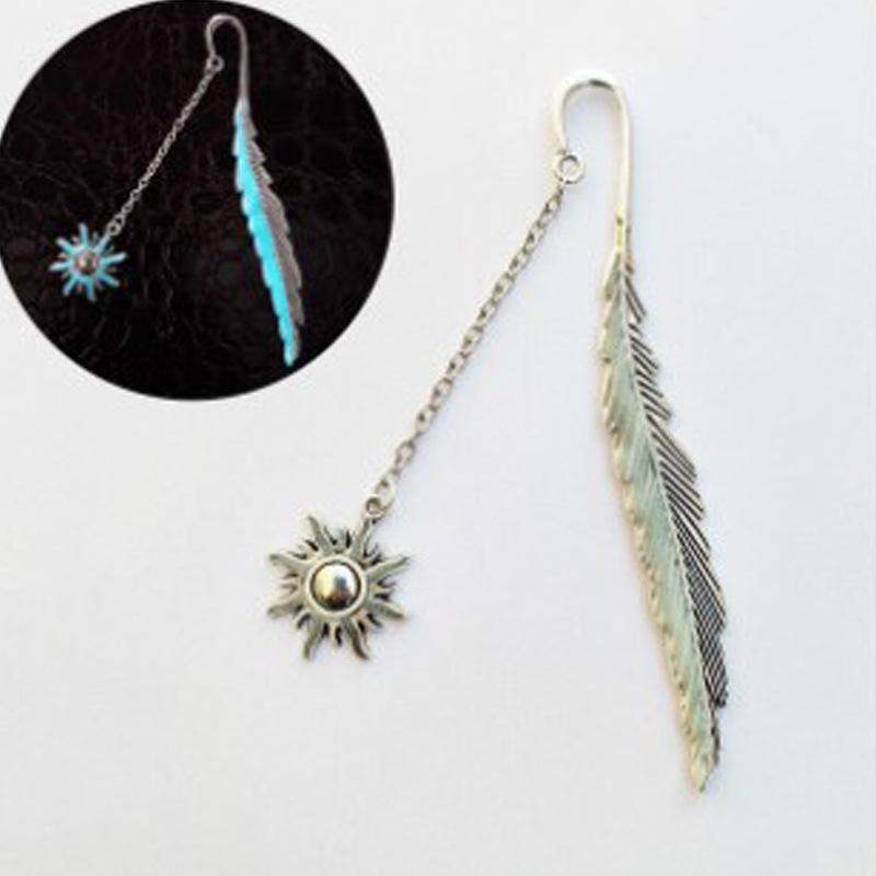 Luminous Owl & Dragon Wing Metal Bookmark – Glowing Cultural and Creative Design
Luminous Owl & Dragon Wing Metal Bookmark – Glowing Cultural and Creative Design