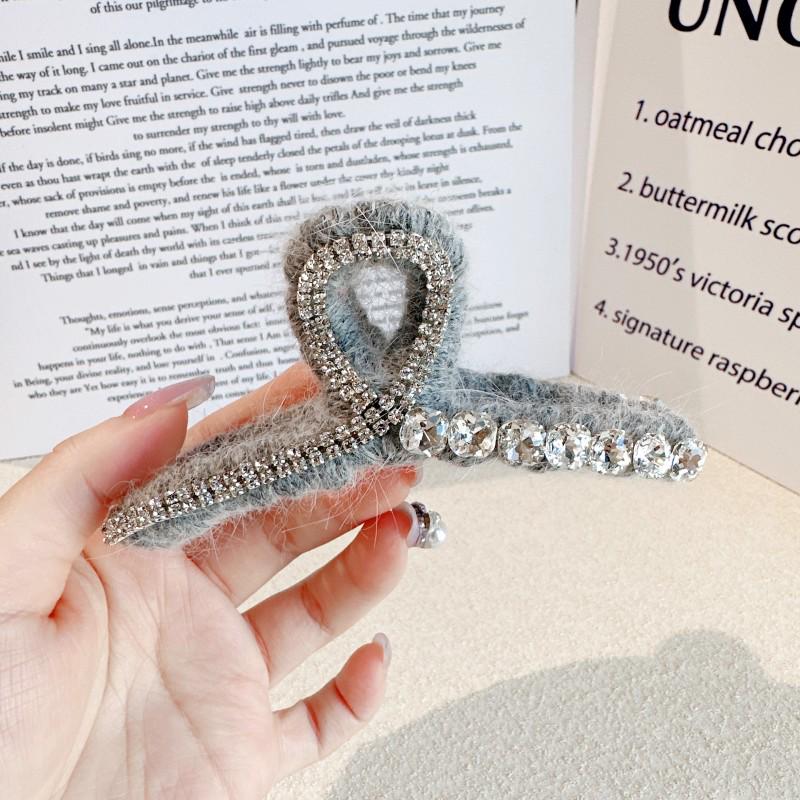 Шерстяной зажим для волос в корейском стиле для густых волос, ретро-зажим для хвостика, женский аксессуар для волос
Шерстяной зажим для волос в корейском стиле для густых волос, ретро-зажим для хвостика, женский аксессуар для волос