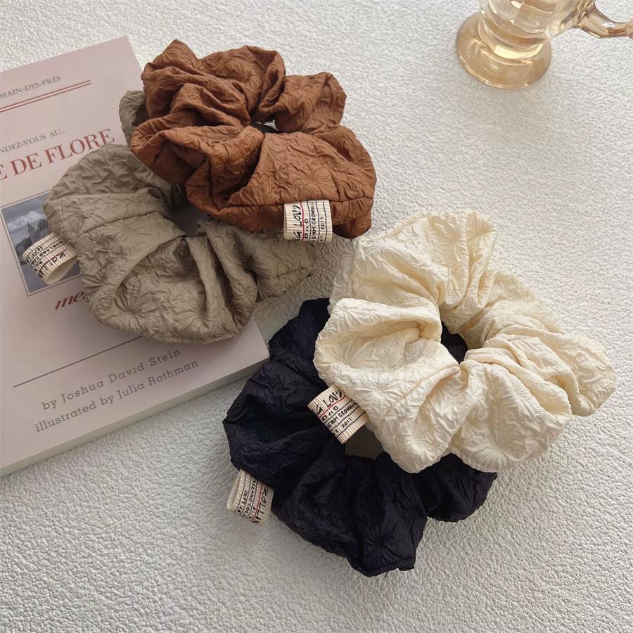 Simple solid color pleated bubble texture, large intestine circle hair accessory, new meatball, scalp tendon, versatile
Simple solid color pleated bubble texture, large intestine circle hair accessory, new meatball, scalp tendon, versatile