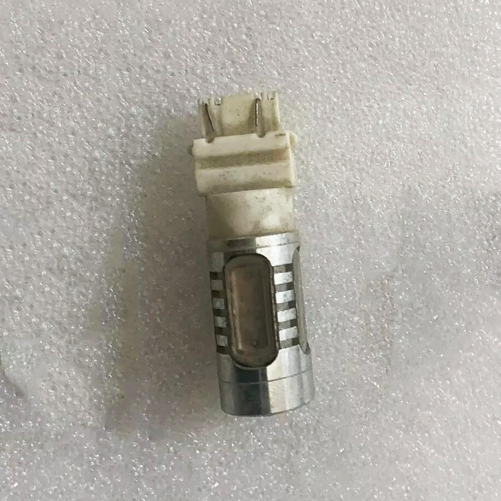 7.5W red light brake light (pcs)
7.5W red light brake light (pcs)
