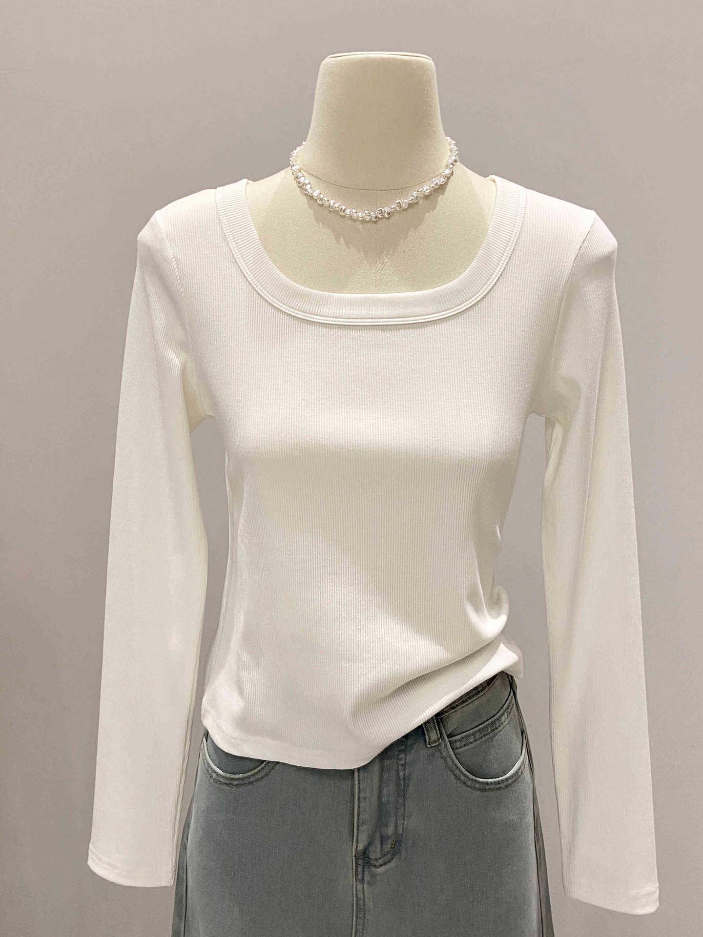 Women s Slim Fit Square Neck Long Sleeve T-shirt - Autumn to Spring Wear M білий
Women s Slim Fit Square Neck Long Sleeve T-shirt - Autumn to Spring Wear M білий