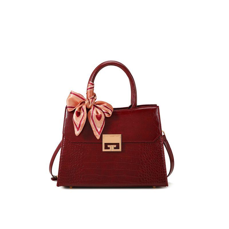 Mom Style Wedding Bag Women High Sense Retro Red Middle-Aged Women Handbag Mother-in-Law Messenger Bag Gift Red
Mom Style Wedding Bag Women High Sense Retro Red Middle-Aged Women Handbag Mother-in-Law Messenger Bag Gift Red