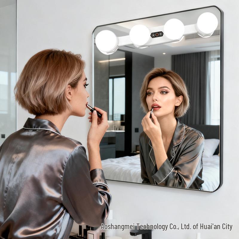 LED Bathroom Vanity Mirror Light with Suction Cup for Makeup and Live Streaming 4W Power
LED Bathroom Vanity Mirror Light with Suction Cup for Makeup and Live Streaming 4W Power