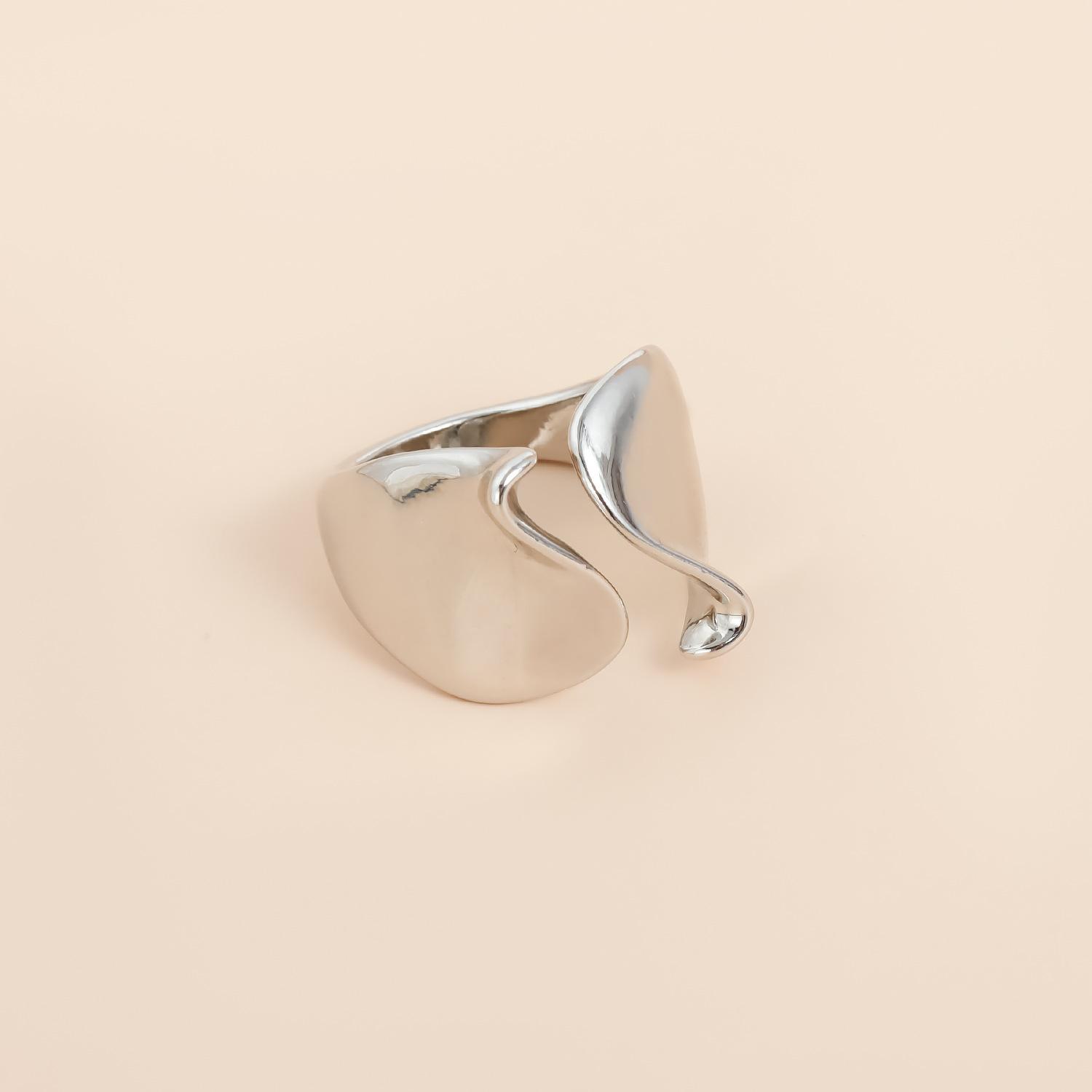Vintage Conch Geometry Ring for Women Men Copper Color MultiLayer Hollow Lines Finger Ring Open Adjustable Zircon Accessories
Vintage Conch Geometry Ring for Women Men Copper Color MultiLayer Hollow Lines Finger Ring Open Adjustable Zircon Accessories