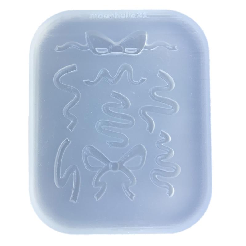 Ribbon Parts Quicksand Silicone Mold Resin Shaking Cup Mold for Pendant Jewelry Keychain Decoration Making Crafts
Ribbon Parts Quicksand Silicone Mold Resin Shaking Cup Mold for Pendant Jewelry Keychain Decoration Making Crafts