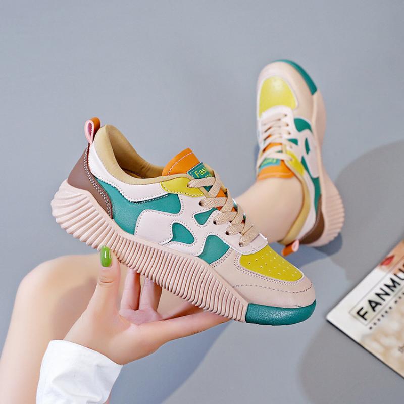 Весенне-осенние универсальные кроссовки на толстой подошве с комбинированными вставками, персонализированные, спортивные, повседневные, с кожаными панелями 40 зелёный
Весенне-осенние универсальные кроссовки на толстой подошве с комбинированными вставками, персонализированные, спортивные, повседневные, с кожаными панелями 40 зелёный