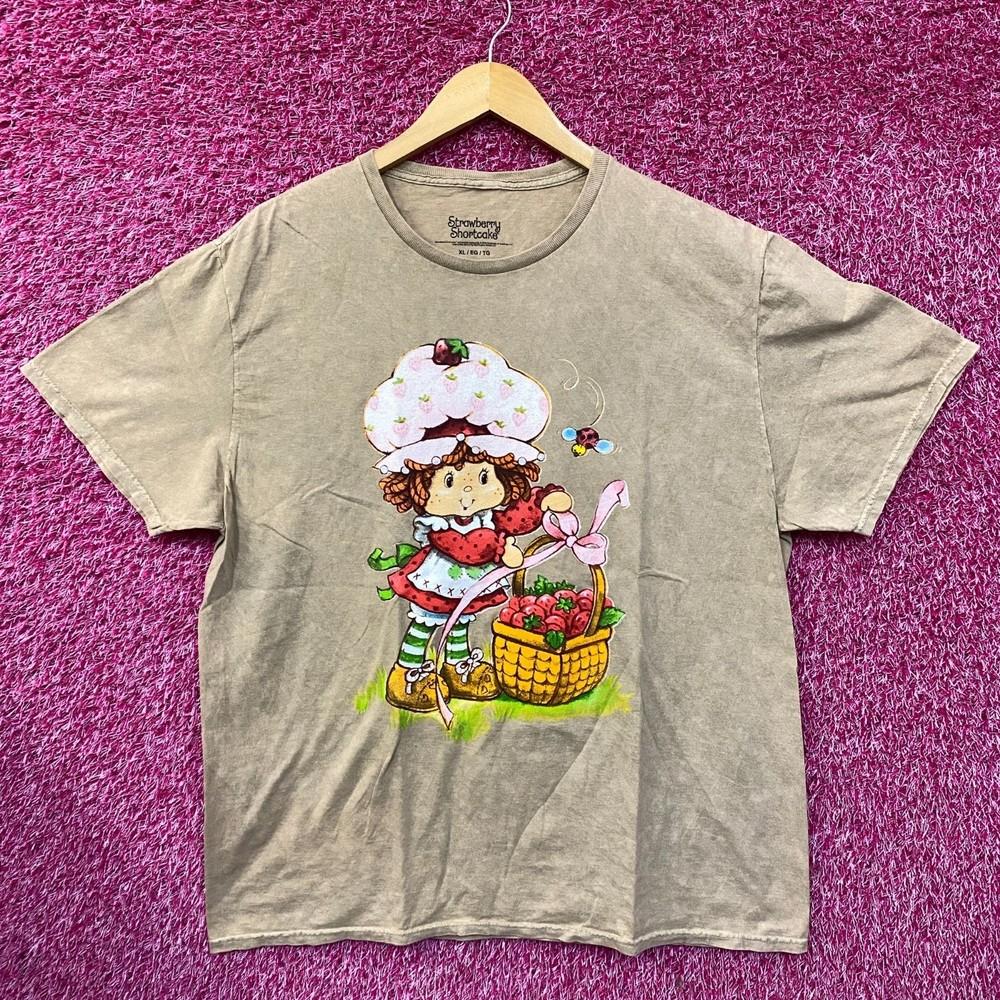 Strawberry Shortcake Cottage Core Vintage Style TShirt Size XL Unisex T-Shirt XXXXL
Strawberry Shortcake Cottage Core Vintage Style TShirt Size XL Unisex T-Shirt XXXXL