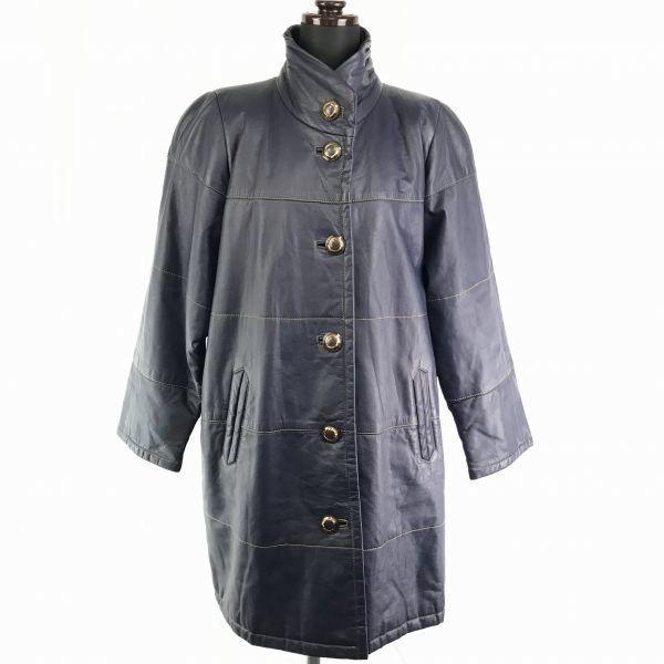 USED/Made in Japan/PLLIS ONE/Stand Collar Leather Coat/Outerwear/Women s F/Navy/Paisley Lining
USED/Made in Japan/PLLIS ONE/Stand Collar Leather Coat/Outerwear/Women s F/Navy/Paisley Lining