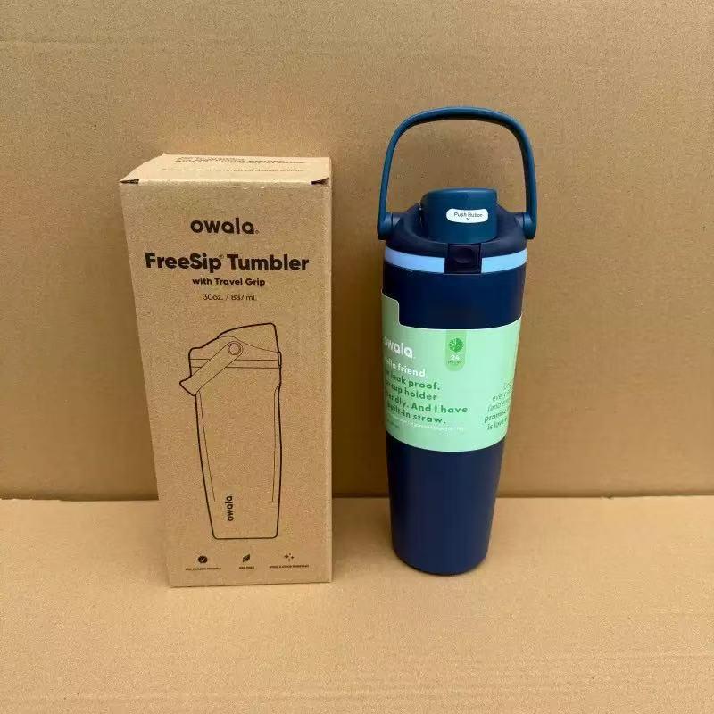 Owala 30oz Large Capacity Double Drink Sports Water Bottle - Stainless Steel Insulated Fruit Cup глибокий/синій
Owala 30oz Large Capacity Double Drink Sports Water Bottle - Stainless Steel Insulated Fruit Cup глибокий/синій