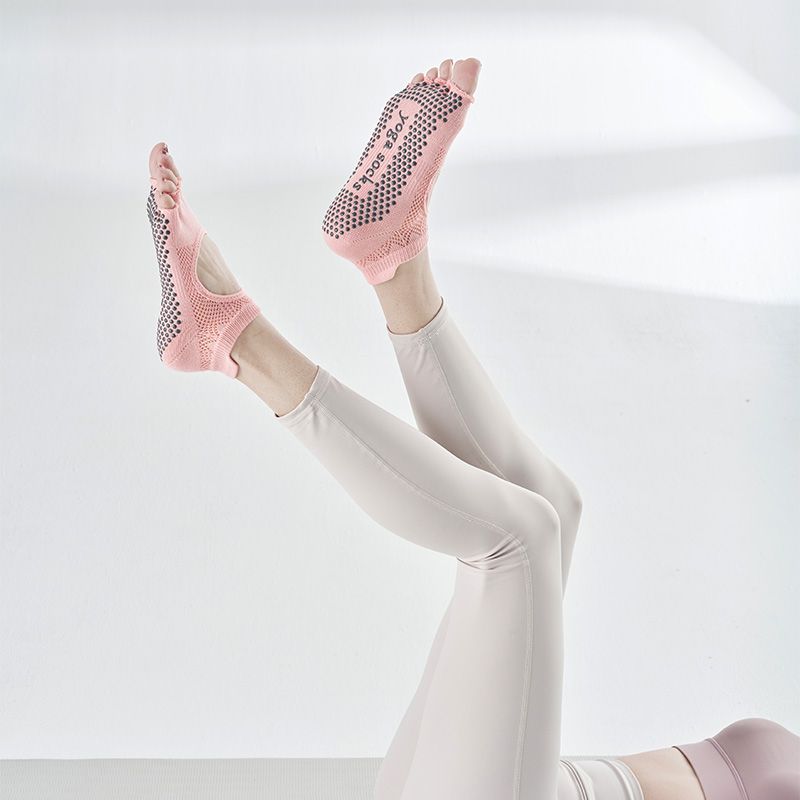 Five-Finger Yoga Socks Summer Thin Split Toes Mesh Open Toe Short Tube Indoor Sports Pilates Non Slip Cotton Socks Pink(1 pair)
Five-Finger Yoga Socks Summer Thin Split Toes Mesh Open Toe Short Tube Indoor Sports Pilates Non Slip Cotton Socks Pink(1 pair)