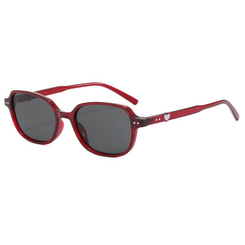 Large Frame Square Sunglasses Unique Heart-shaped Eyewear Decorative Feet Fashionable and Versatile Sun Protection Shade Glasses красный
Large Frame Square Sunglasses Unique Heart-shaped Eyewear Decorative Feet Fashionable and Versatile Sun Protection Shade Glasses красный