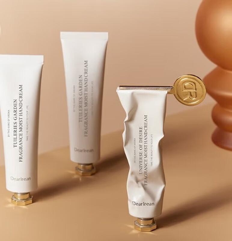 Unique Irene Brittany White Tea Hand Cream Set
Unique Irene Brittany White Tea Hand Cream Set