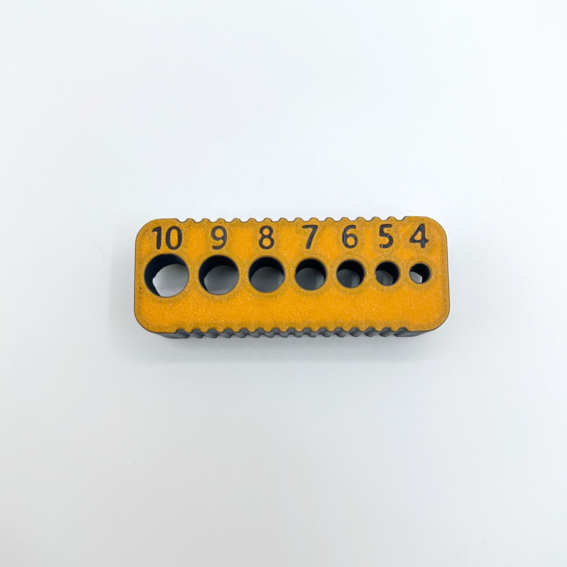 1PC Drill Guide a Metric Drilling Guide for Drill Bits from 4mm to 10mm, with Clearly Marked Holes to Allow You to Quickly помаранчевий
1PC Drill Guide a Metric Drilling Guide for Drill Bits from 4mm to 10mm, with Clearly Marked Holes to Allow You to Quickly помаранчевий