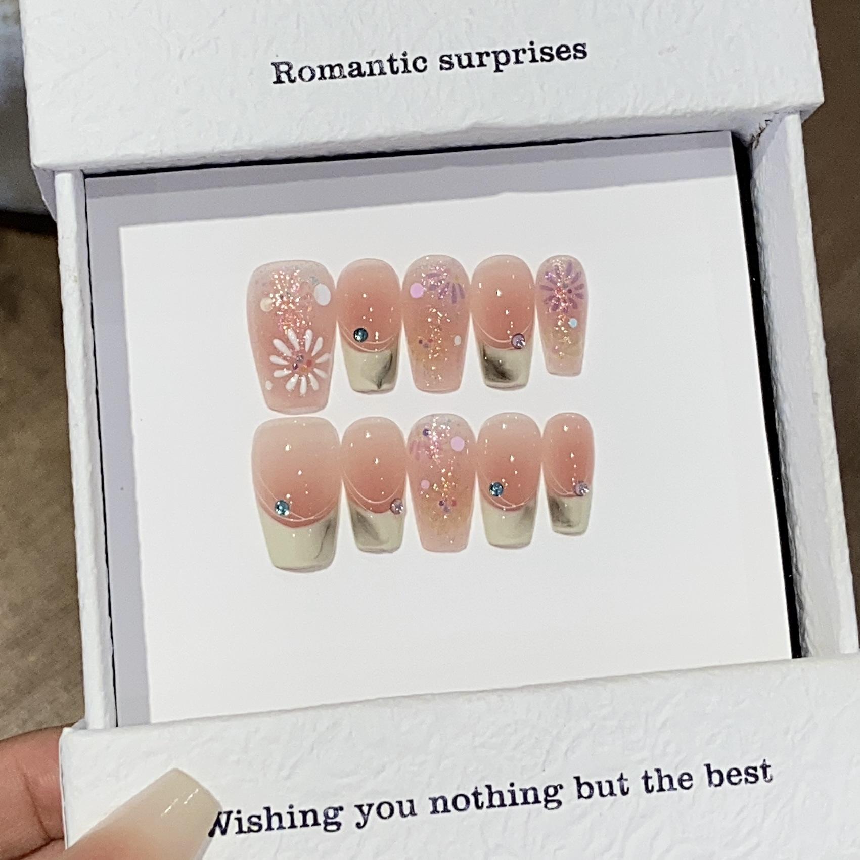 Трехмерный тисненый цветок, румянящийся, с мелким блеском, нашивка «Французский сад» XS
Трехмерный тисненый цветок, румянящийся, с мелким блеском, нашивка «Французский сад» XS