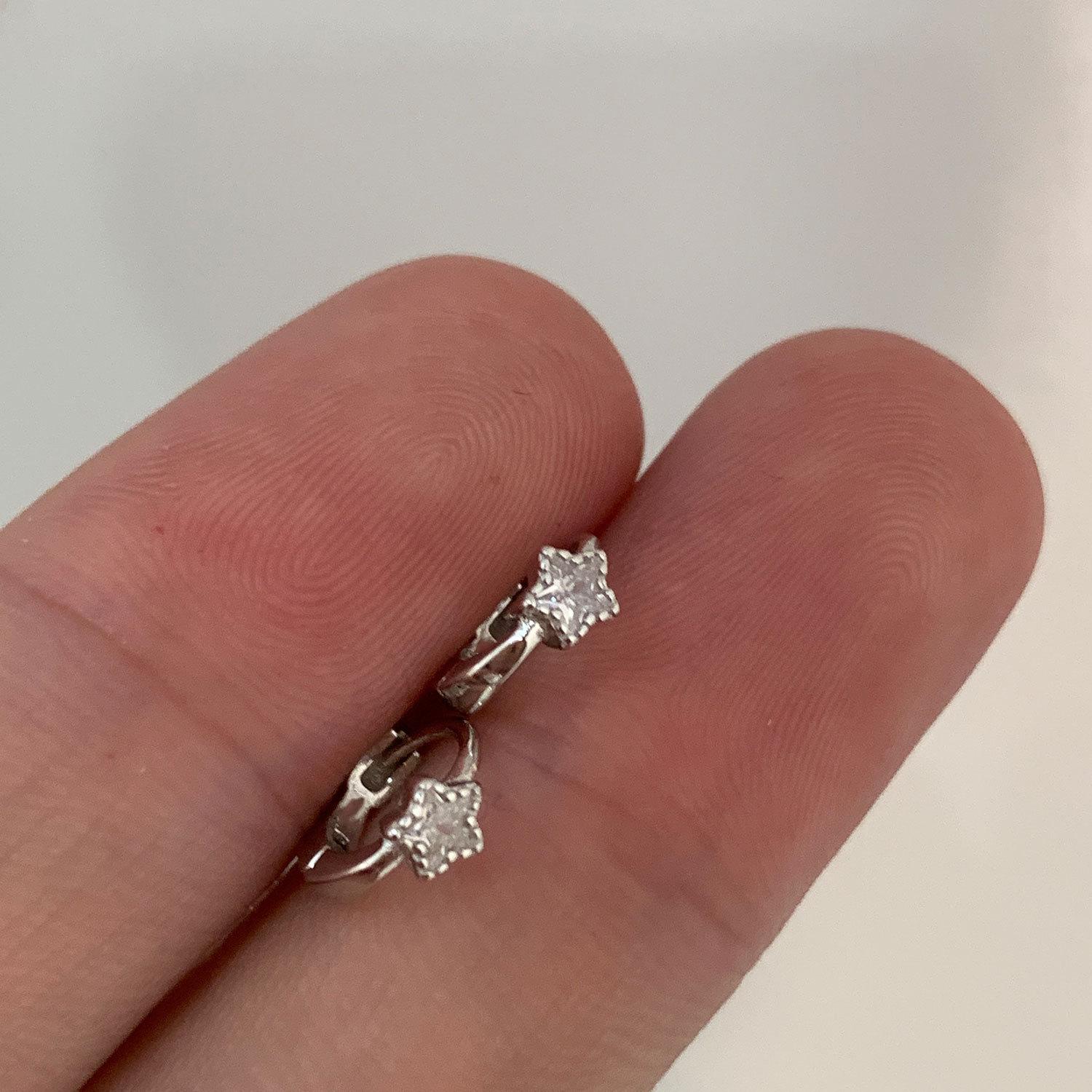 Нежная звезда ветра пятиконечная звезда пуговица серьги женские нишевый дизайн элитный новогодний новый стиль
Нежная звезда ветра пятиконечная звезда пуговица серьги женские нишевый дизайн элитный новогодний новый стиль