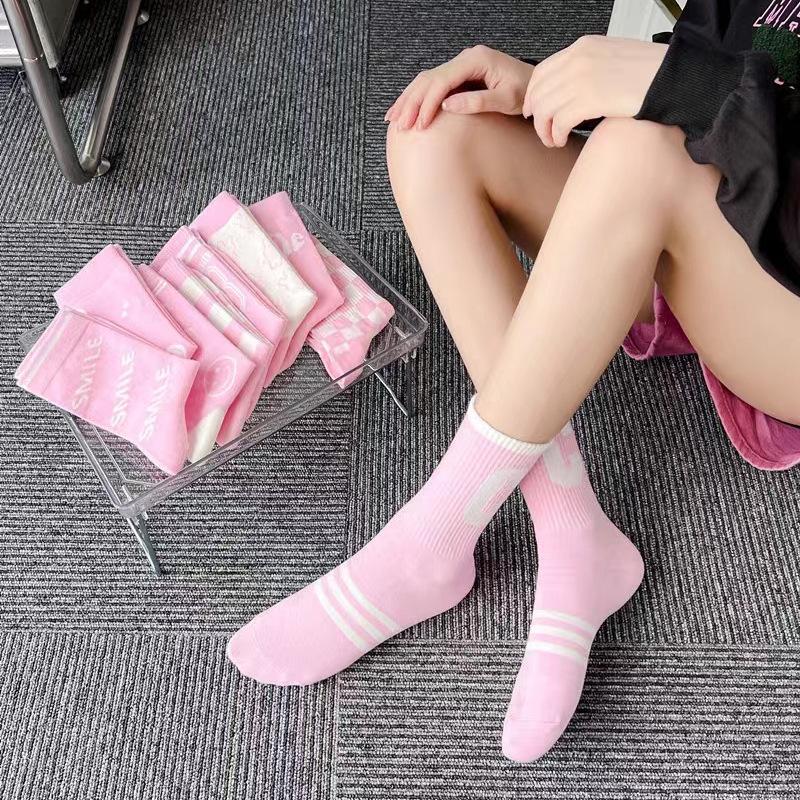 5 Pairs of Women s Spring and Autumn Tide Casual Pink Mid Tube Socks 5 Pairs рожевий/білий
5 Pairs of Women s Spring and Autumn Tide Casual Pink Mid Tube Socks 5 Pairs рожевий/білий
