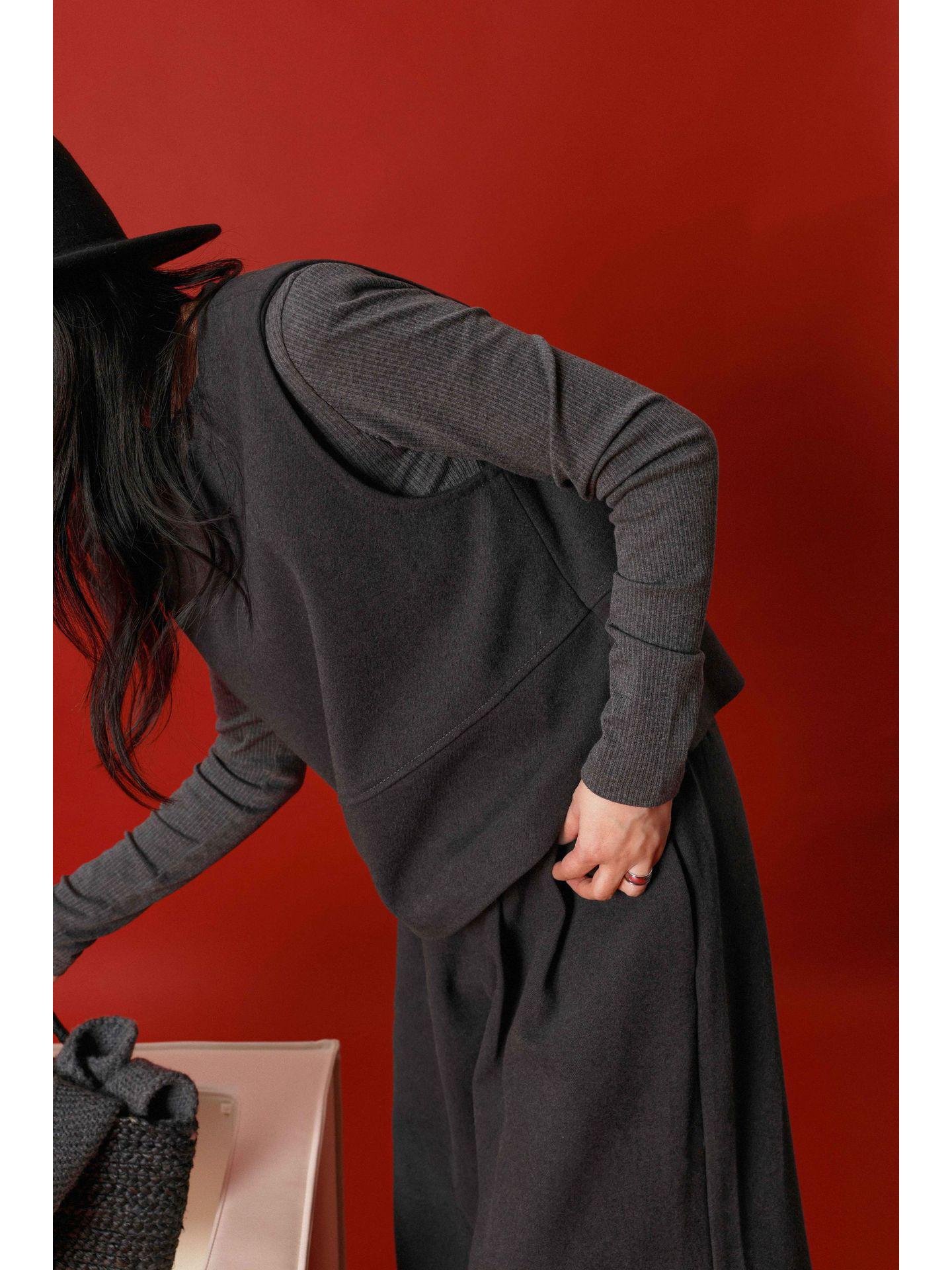 Shi Jian Korean Style Winter Vest + Pants Two-Piece Set for Versatile Commuting Small глубокий/серый
Shi Jian Korean Style Winter Vest + Pants Two-Piece Set for Versatile Commuting Small глубокий/серый
