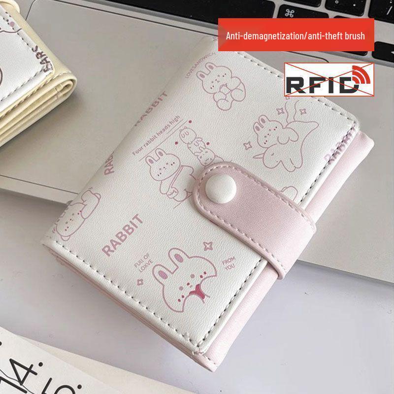 Adorable Bear Print Tri-fold Wallet: PU Leather, Snap Button, Multi-Card Slots, Coin Purse Standard розовый
Adorable Bear Print Tri-fold Wallet: PU Leather, Snap Button, Multi-Card Slots, Coin Purse Standard розовый