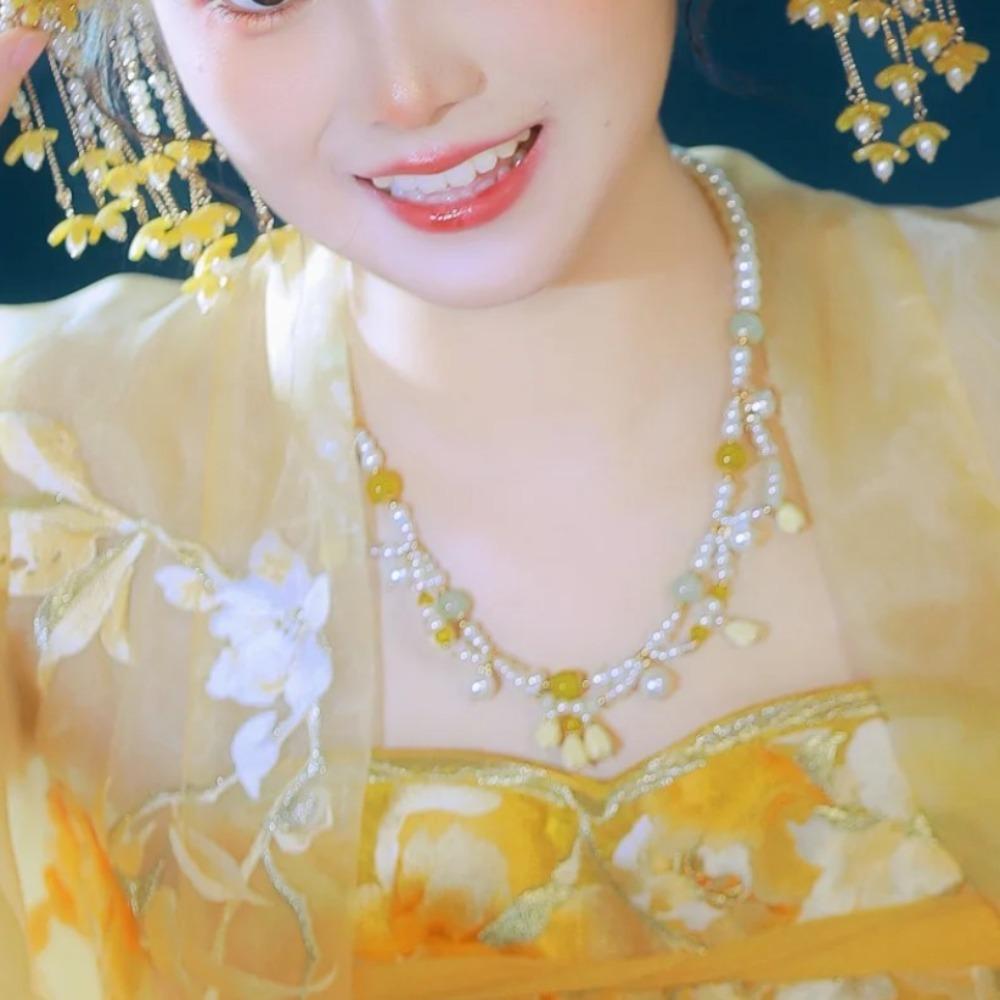 Намисто з перлами в китайському стилі. Вишукане намисто Cheongsam з ключицею. Намисто Hanfu. Династія Сун
Намисто з перлами в китайському стилі. Вишукане намисто Cheongsam з ключицею. Намисто Hanfu. Династія Сун