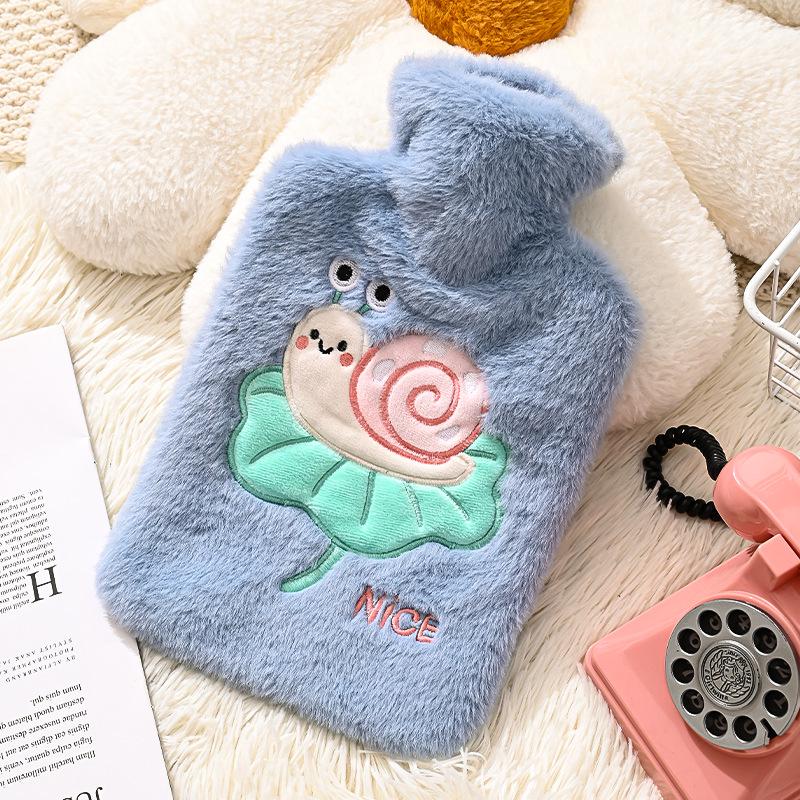 Мультяшная фланелевая грелка из толстого пластика - Зимняя грелка для кровати и рук для девочек
Мультяшная фланелевая грелка из толстого пластика - Зимняя грелка для кровати и рук для девочек