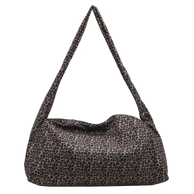 Нейлонова блискавка на плечі з леопардовим принтом Модна популярна сумка через плече М’яка проста багатофункціональна сумочка кавовий
Нейлонова блискавка на плечі з леопардовим принтом Модна популярна сумка через плече М’яка проста багатофункціональна сумочка кавовий