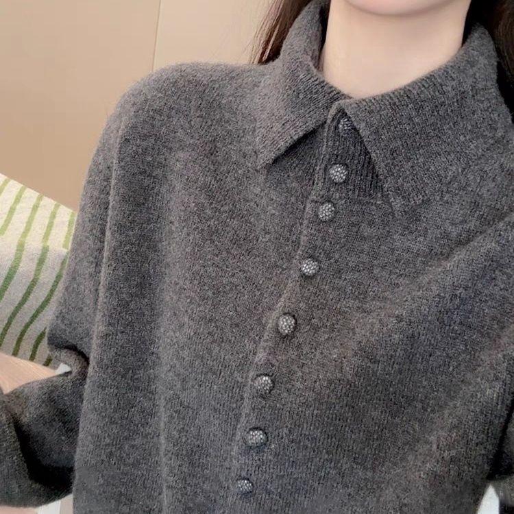 Retro Lapel Grey Knitted Sweater for Women Long-sleeved Sweater Coat Soft and Fluffy Sweater Cardigan for Autumn and Winter Casual 2XL
Retro Lapel Grey Knitted Sweater for Women Long-sleeved Sweater Coat Soft and Fluffy Sweater Cardigan for Autumn and Winter Casual 2XL