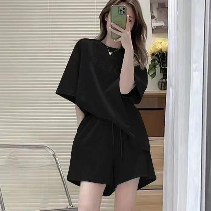 Trendy Casual Sports Suit: Summer Shorts & Short-Sleeve Two-Piece Set for Running M for 35-48 kg
Trendy Casual Sports Suit: Summer Shorts & Short-Sleeve Two-Piece Set for Running M for 35-48 kg