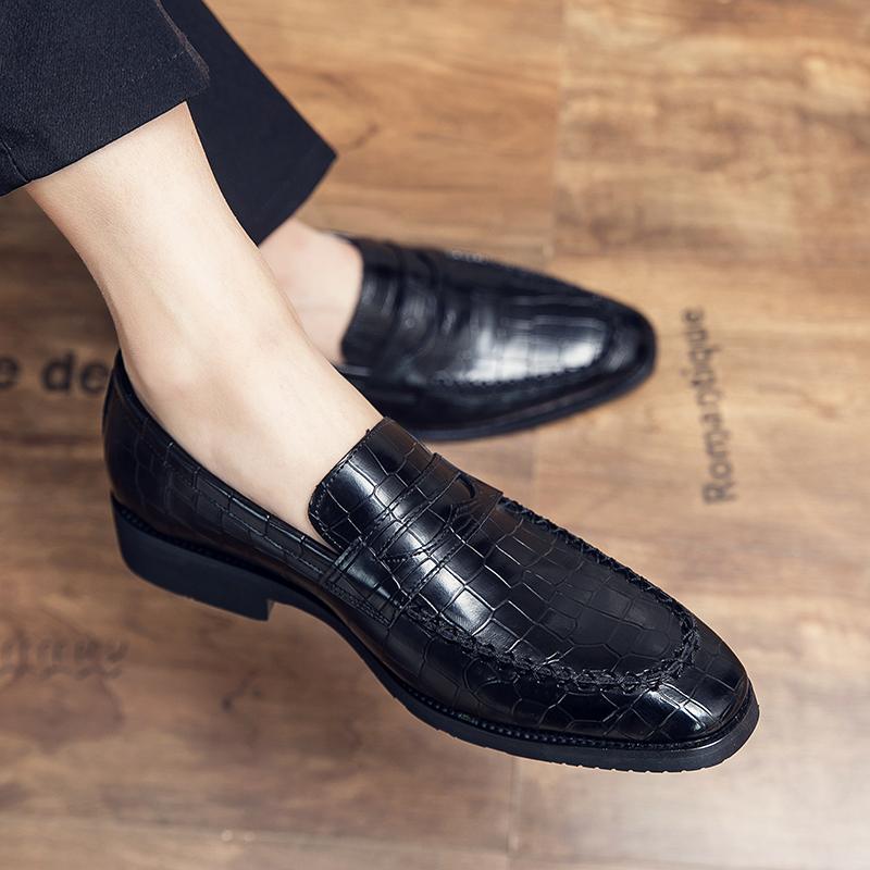 Большой размер 48, формальная кожаная новая повседневная обувь для мужчин, деловая обувь в британском стиле, мужские трендовые мужские туфли-броги 40
Большой размер 48, формальная кожаная новая повседневная обувь для мужчин, деловая обувь в британском стиле, мужские трендовые мужские туфли-броги 40