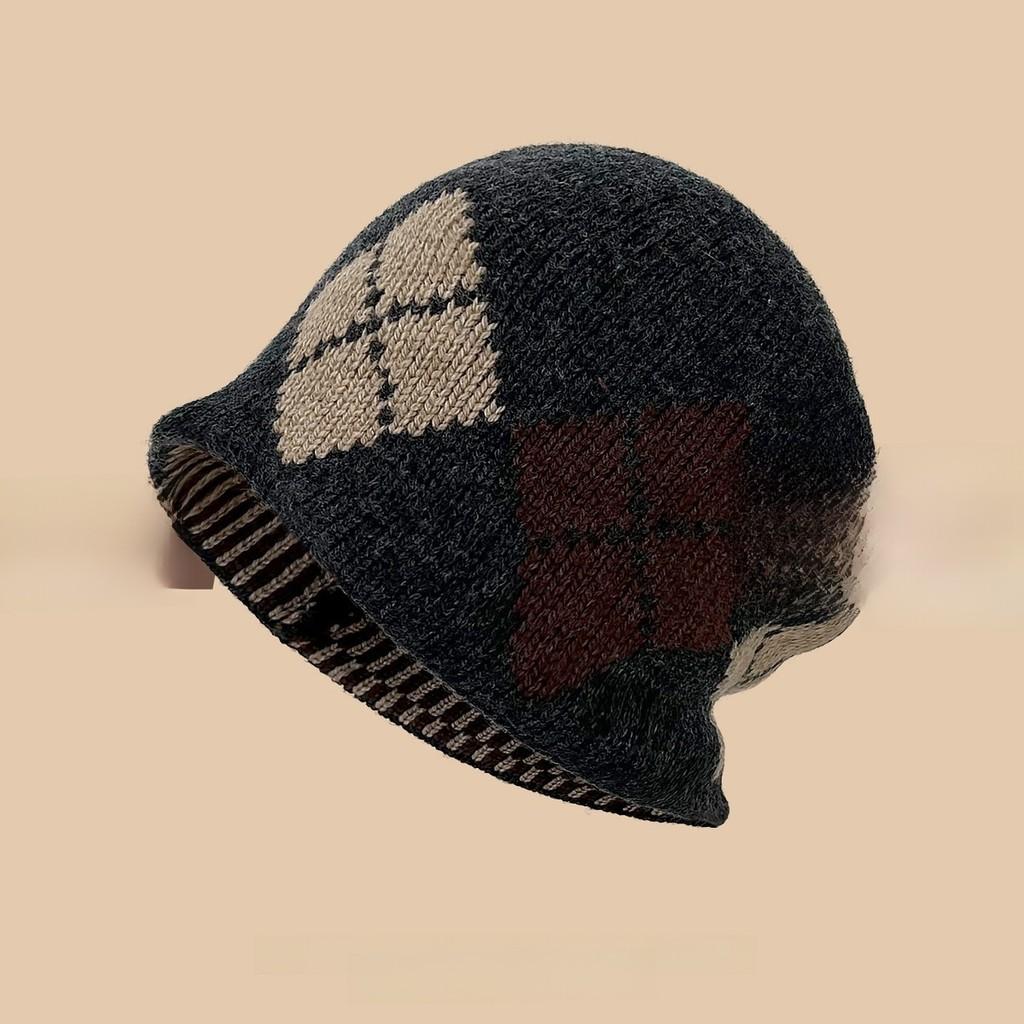 Style Knitted Beanie For Women With Warmth And Windproof Protection For Winter Fashion
Style Knitted Beanie For Women With Warmth And Windproof Protection For Winter Fashion