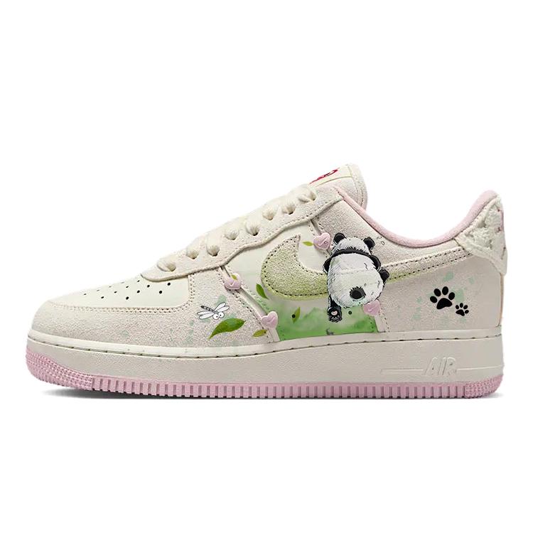Nike Air Force 1 Skateboard Shoes Women s Low Top Pink/White HV5992-111(Team56-) 36
Nike Air Force 1 Skateboard Shoes Women s Low Top Pink/White HV5992-111(Team56-) 36