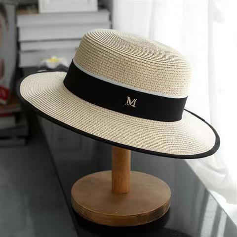 Hat women s summer new seaside travel straw hat small fresh beach hat versatile top hat spring and summer beach sun protection hat бежевий
Hat women s summer new seaside travel straw hat small fresh beach hat versatile top hat spring and summer beach sun protection hat бежевий
